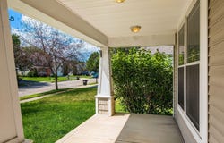 1532 W Quail Run Drive, Newark, OH 43055