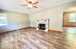 100 Church St., Cisne, IL 62823