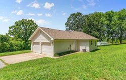 5303 N Farm Rd 75, Willard, MO 65781