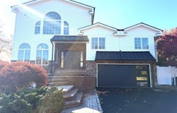 65 Mellow Ln, Jericho, NY 11753