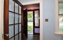 2656 S Taylor Road, Cleveland Heights, OH 44118