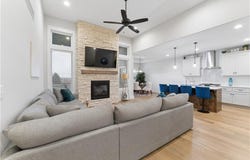 792 NE Algonquin Street, Lee's Summit, MO 64064