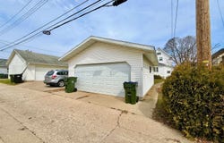 905 S 6th, Escanaba, MI 49829