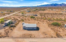 7520 W Shipp Drive, Golden Valley, AZ 86413
