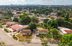 171 Curtiss Dr, Hialeah, FL 33010