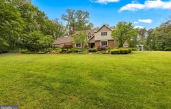 7950 WOODLAND HILLS LANE, FAIRFAX STATION, VA 22039