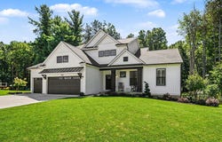 8802 Lapham Drive NE, Rockford, MI 49341