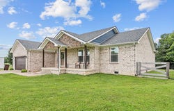 241 Deer Run Road, Irvine, KY 40336