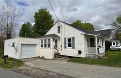 54 Kingsbury Avenue, Derby, VT 05830