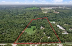 9875 Old Bridge Road, Terrell, TX 75160