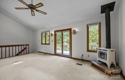 4 Zachary Ridge Road, Asheville, NC 28804