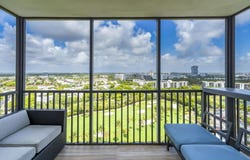 20335 W Country Club, Aventura, FL 33180