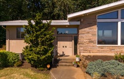 3375 EAGLE CREST RD, Salem, OR 97304