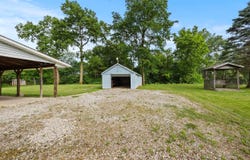 1716 Homer Road NW, Utica, OH 43080