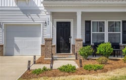 105 Centerpiece Drive, High Point, NC 27265
