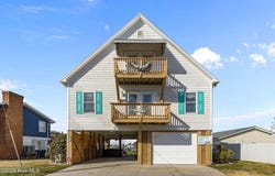215 E Ft Macon Road, Atlantic Beach, NC 28512