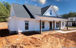 85 Betty Way, Scottsboro, AL 35769