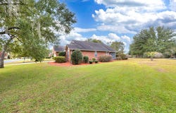 101 Oakview Circle, Manning, SC 29102