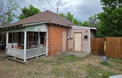 00913 6th St, Walsenburg, CO 81089