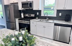 835 Heber St, Harmony Twp, PA 15005