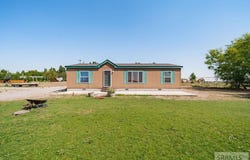 628 N 2743 E, Roberts, ID 83444