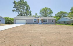 1949 Summerset Drive, Muskegon, MI 49442