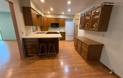 525 Harvey Ave, Harvey, ND 58341