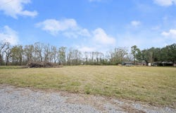 10564 Summerside Dr, Baker, LA 70714