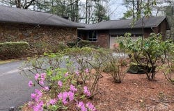 101 LAKEMONT Drive, Flat Rock, NC 28731