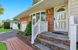 13 Fruitwood Lane, Commack, NY 11725