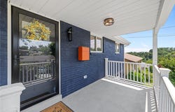 206 Parklane Dr, N Braddock, PA 15104