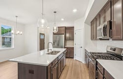 W204n17669 Laurel Pl, Jackson, WI 53037