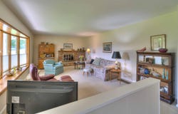 2614 Henry Road, Jackson, MI 49201