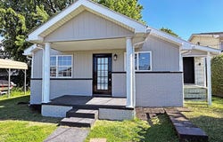 1013 10th Street, Nitro, WV 25143
