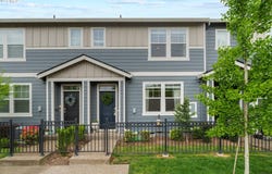 821 N 19TH Ave, Cornelius, OR 97113