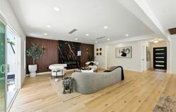 13021 Killion Street, Sherman Oaks, CA 91401