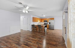 403 E M Street, Elizabethton, TN 37643