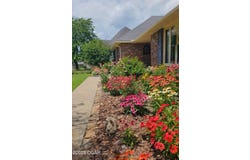 2005 Laura Ln, Joplin, MO 64801