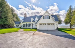 7975 00.25 Road, Garden, MI 49835