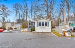 17 E Trail, Brick, NJ 08724