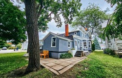 118 Maumee Street, Jonesville, MI 49250