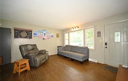 4946 N ELMWOOD Avenue, Kansas City, MO 64119
