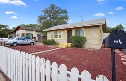 412 Harvard Drive SE, Albuquerque, NM 87106