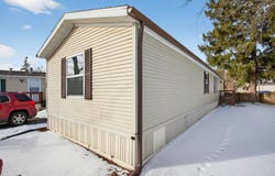 185 Preswick, Temperance, MI 48182