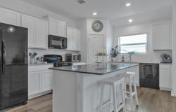 408 Sebring CIR, Hutto, TX 78634