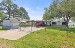 4433 Wildwood Circle, Granbury, TX 76049