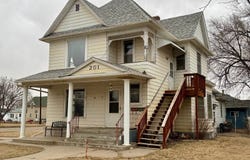 201 East 7th Avenue, Redfield, SD 57469