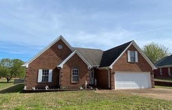 1268 S Lake Drive, HERNANDO, MS 38632