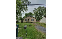 1906 HARBOR DRIVE, CHESTER, MD 21619