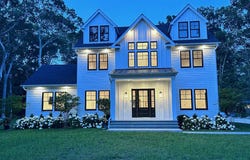 16 Hampton Street, Westhampton Beach, NY 11978